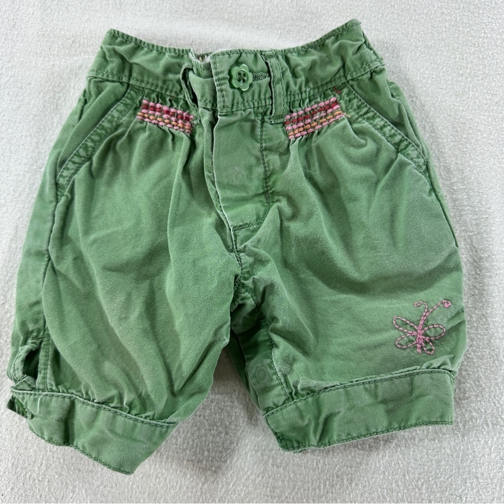 Baby GAP Green Kids Shorts with Pink Butterfly Embroidery Sz Infant up to 3 mo